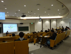 理学研究科における説明会会場風景