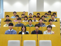 参加学生の集合写真